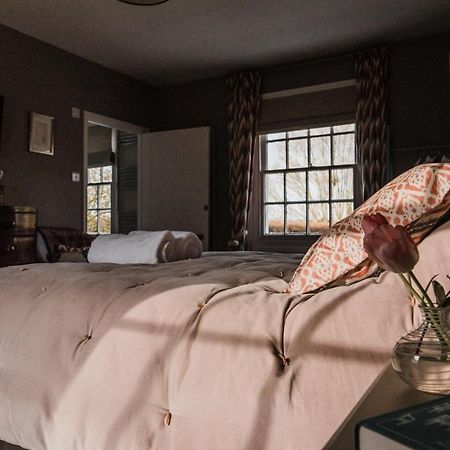Bed and Breakfast The Naight House Глостер Экстерьер фото